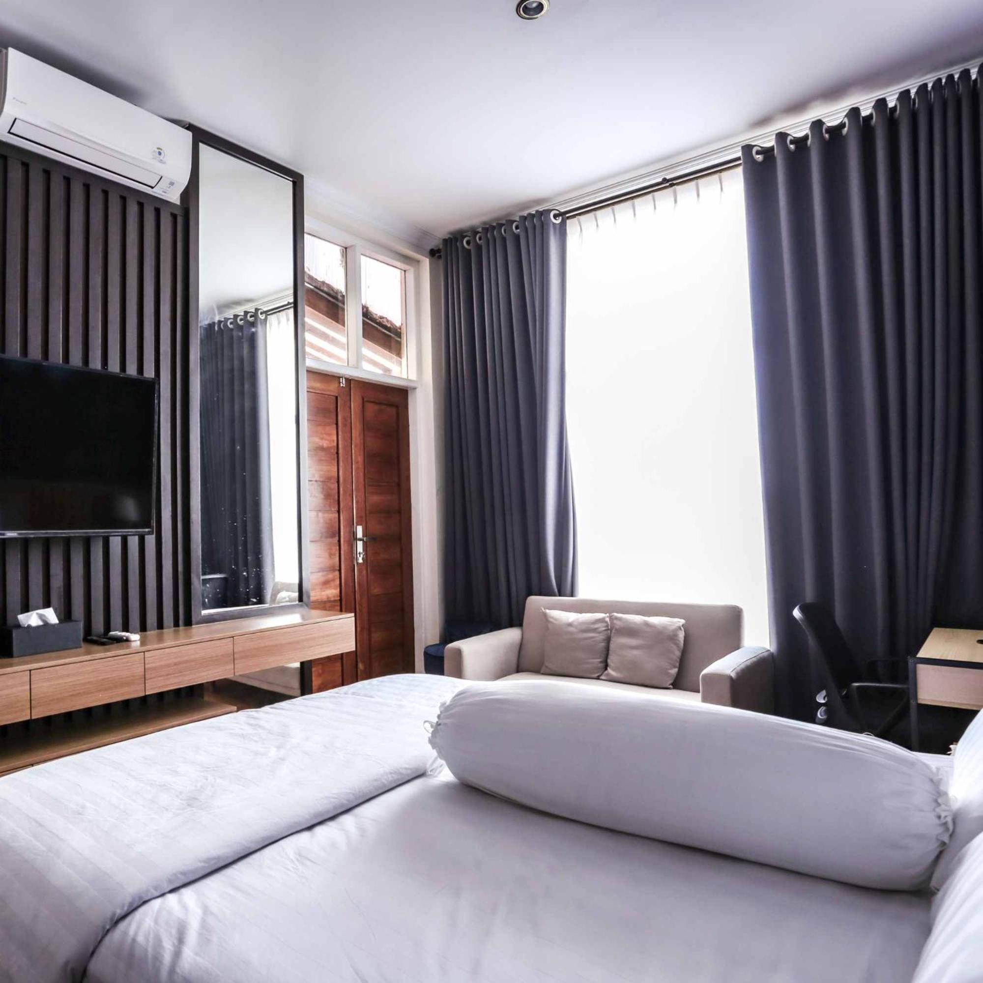 Inez Homestay Yogyakarta Exterior photo