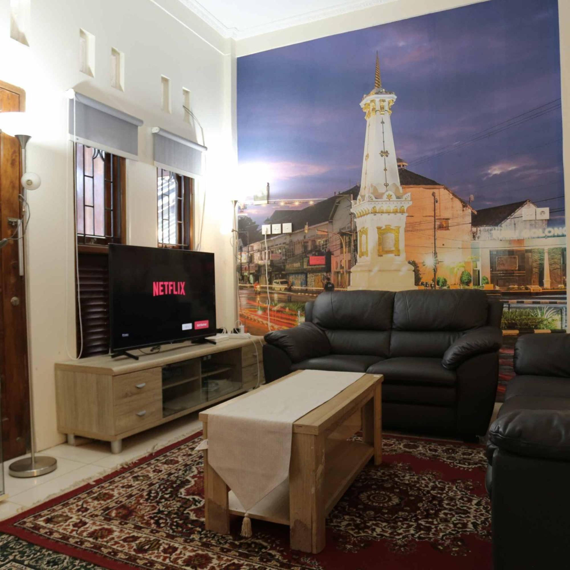 Inez Homestay Yogyakarta Exterior photo